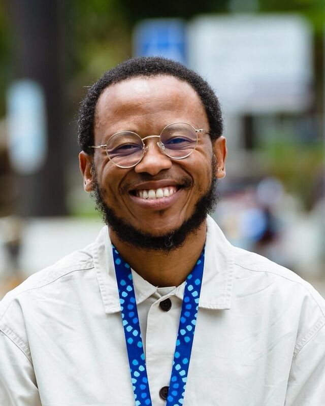 Dr Mvuzo Ponono
